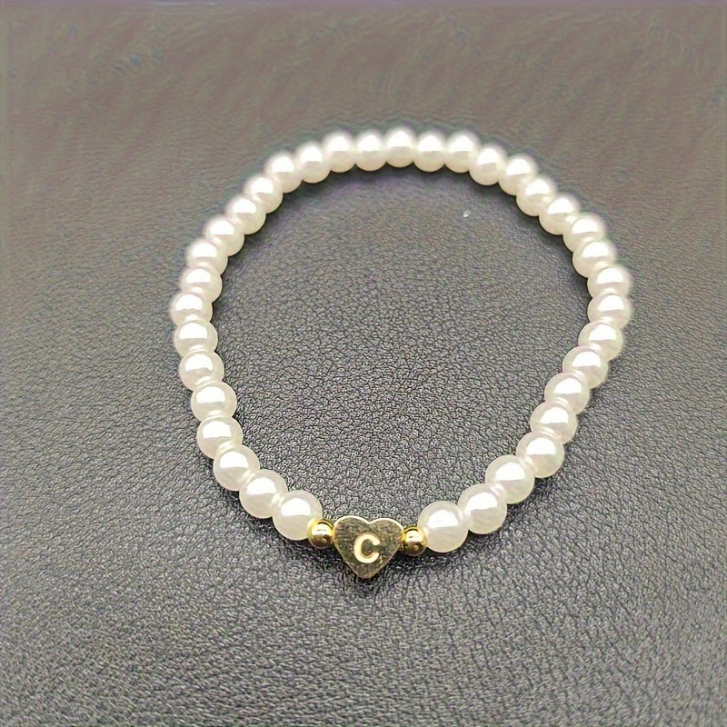 Bracelet Élégant avec Initiale en Forme de Cœur (A–Z)