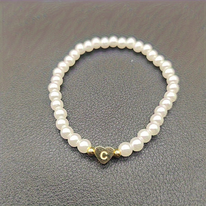 Bracelet Élégant avec Initiale en Forme de Cœur (A–Z)