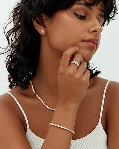 Bracelet en plaqué or avec moissanite - Style tennis