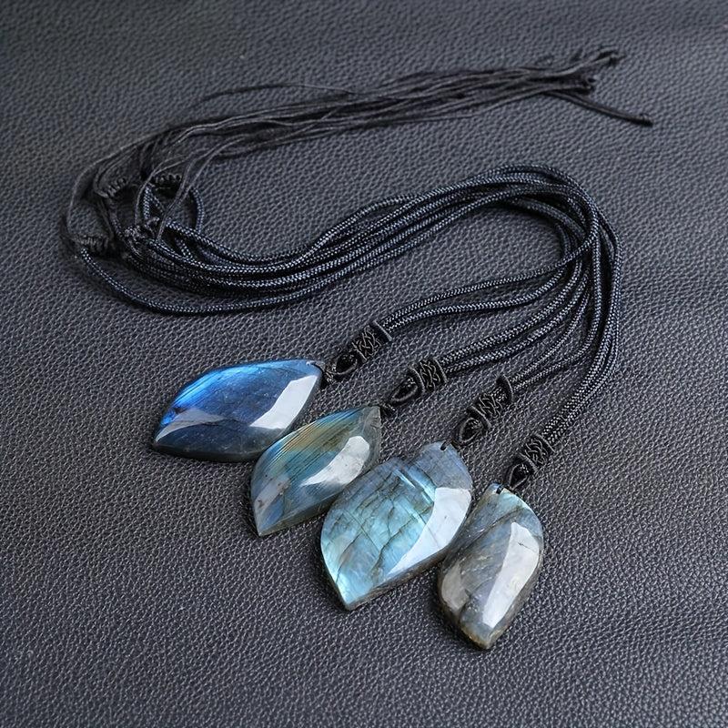Collier Adelheid en Pierre de Lune
