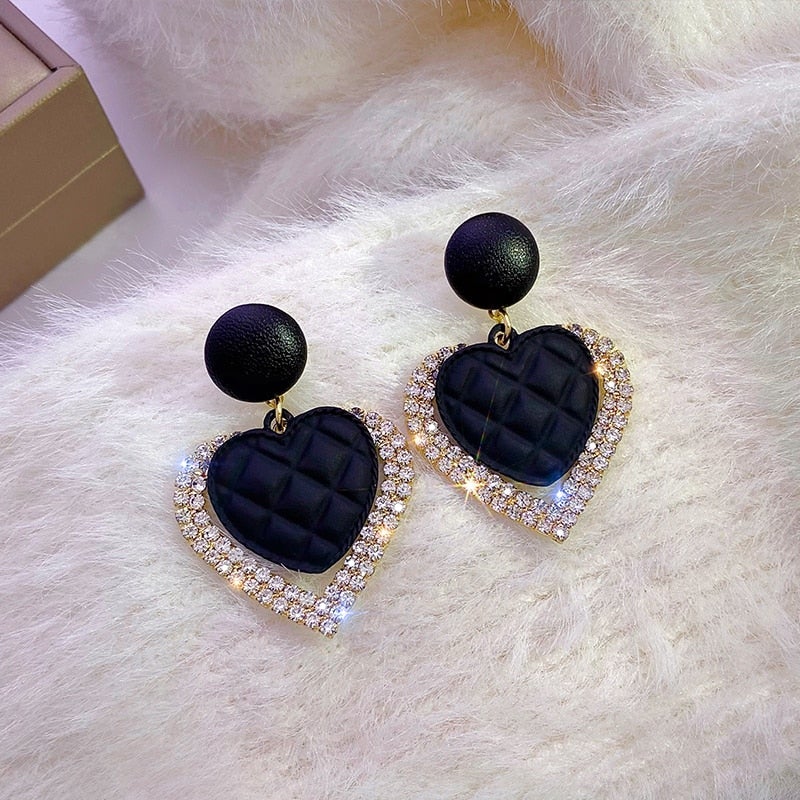 Boucles d'Oreilles en Or avec Cœur Noir