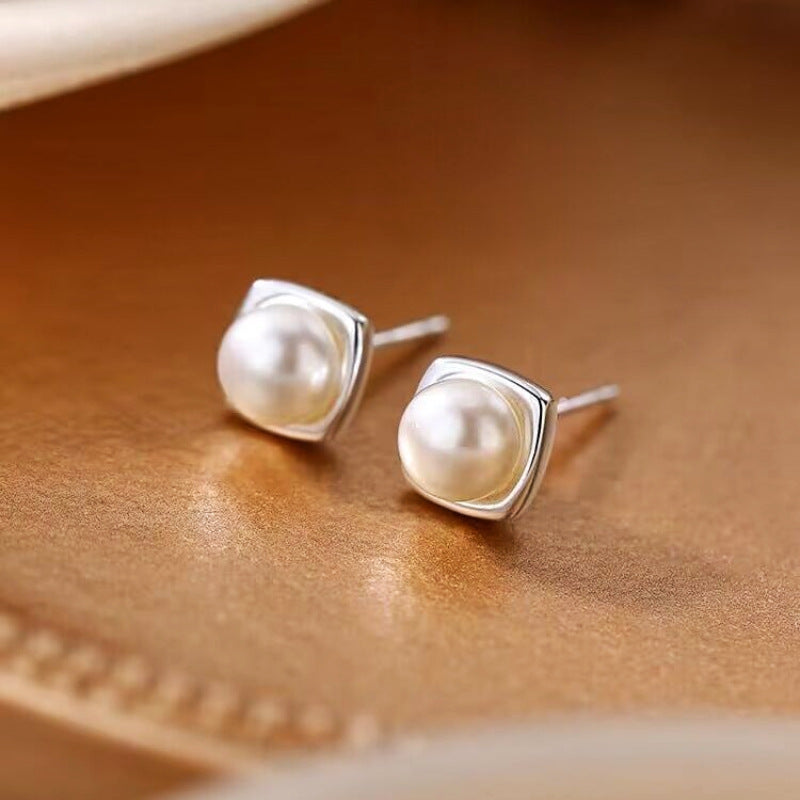 Boucles d'oreilles ornées de perles d'eau douce