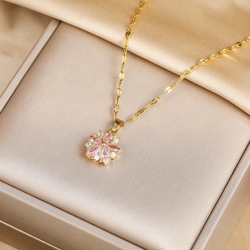 Collier Romantique Sakura en Acier Inoxydable