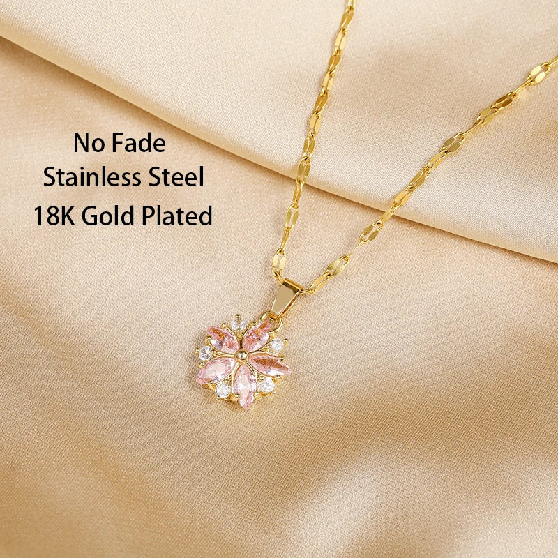 Collier Romantique Sakura en Acier Inoxydable