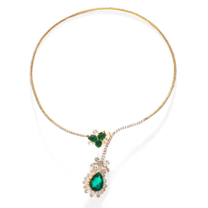 Collier de fleurs d’émeraude vintage