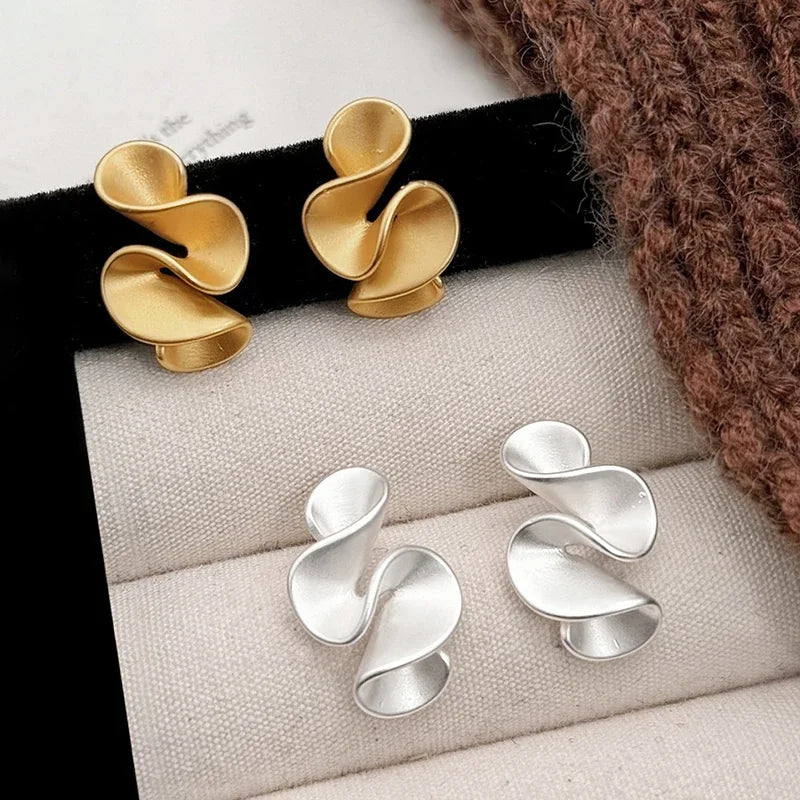 Boucles d'oreilles florales en argent et or 18K