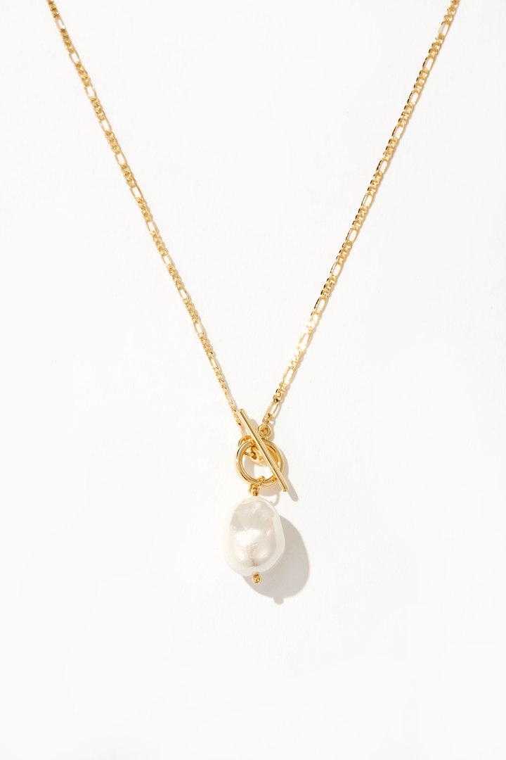 Collier Chic avec Perle Dorée