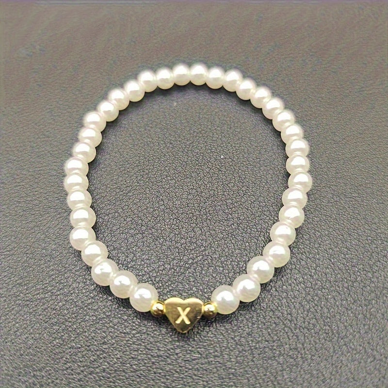 Bracelet Élégant avec Initiale en Forme de Cœur (A–Z)