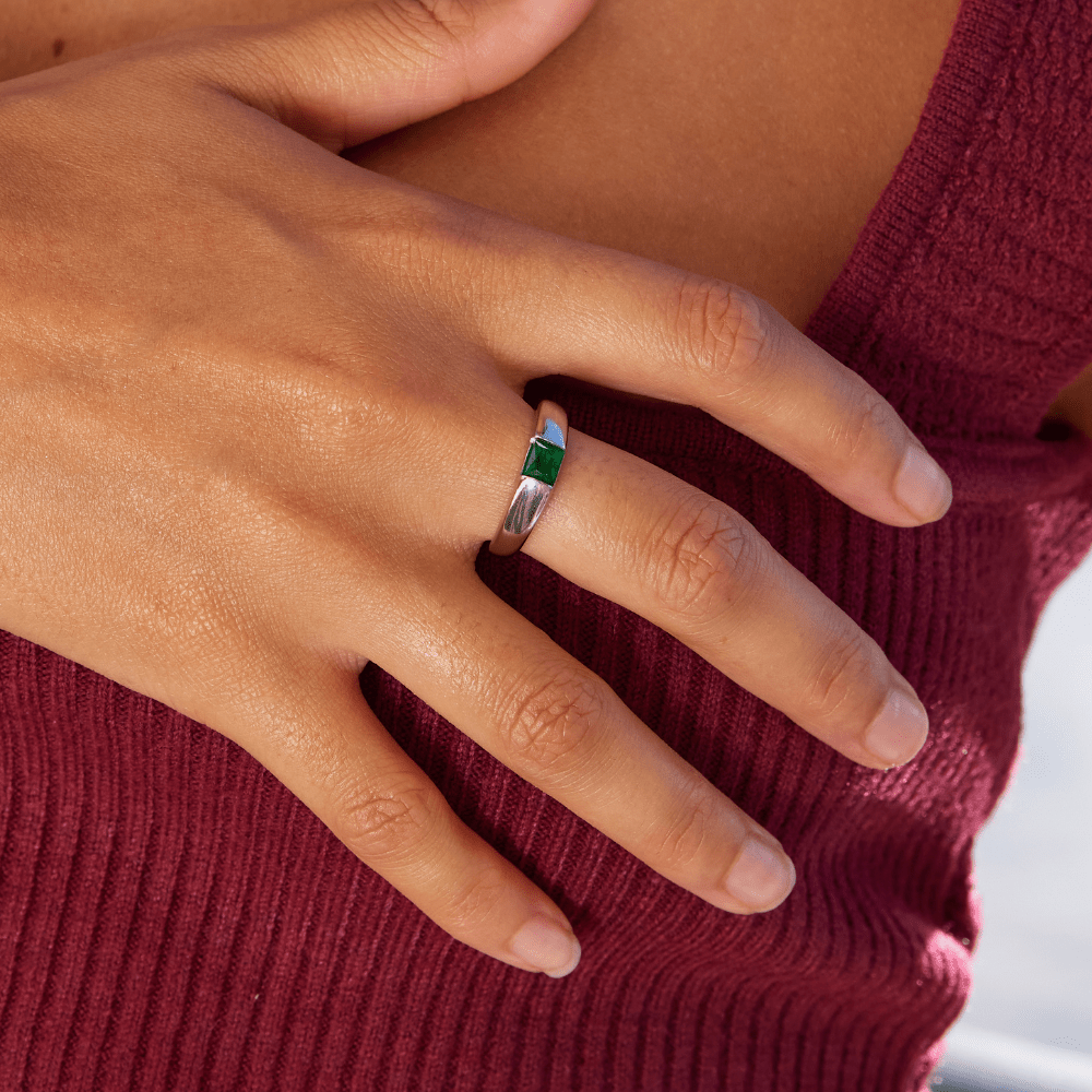 Bague en argent avec émeraude Ember