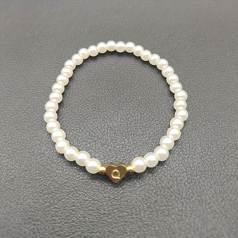 Bracelet Élégant avec Initiale en Forme de Cœur (A–Z)