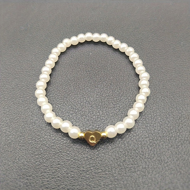 Bracelet Élégant avec Initiale en Forme de Cœur (A–Z)