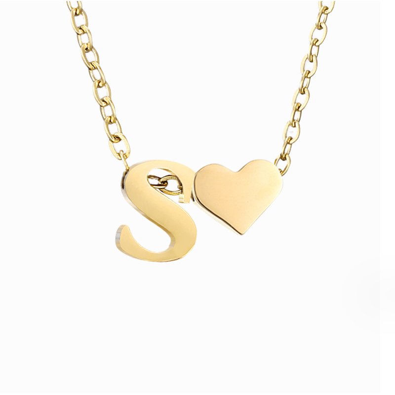 Collier classique avec initiales et pendentif cœur