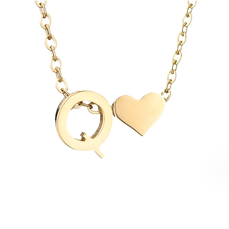 Collier Intemporel avec Pendentif en Forme de Cœur et Initiale