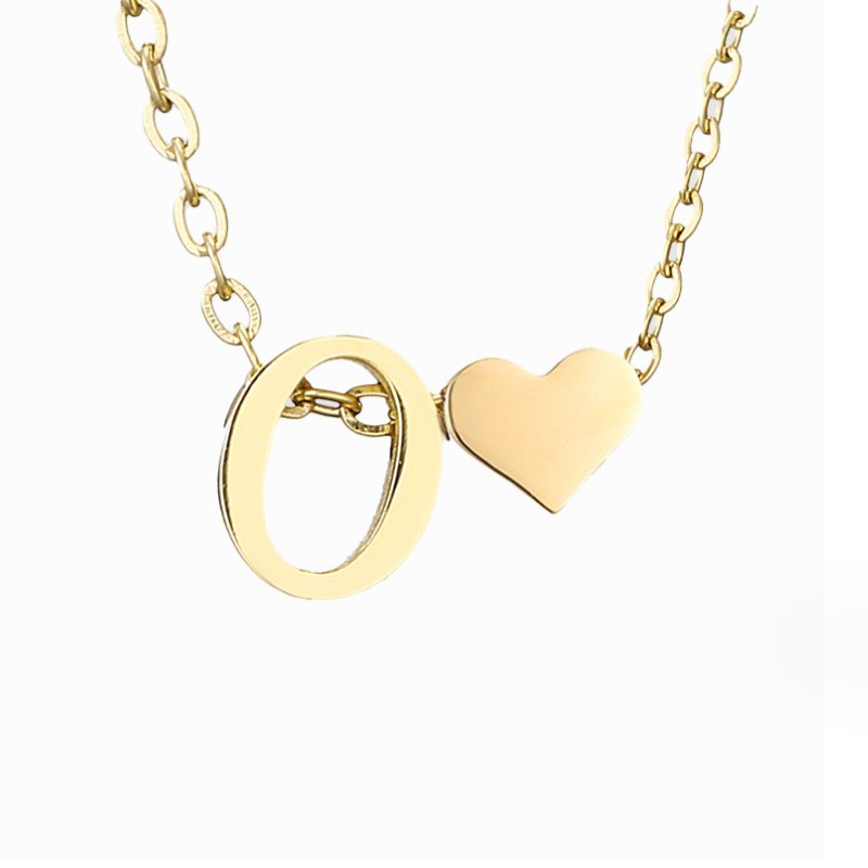 Collier classique avec initiales et pendentif cœur