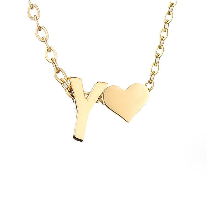 Collier Intemporel avec Pendentif en Forme de Cœur et Initiale