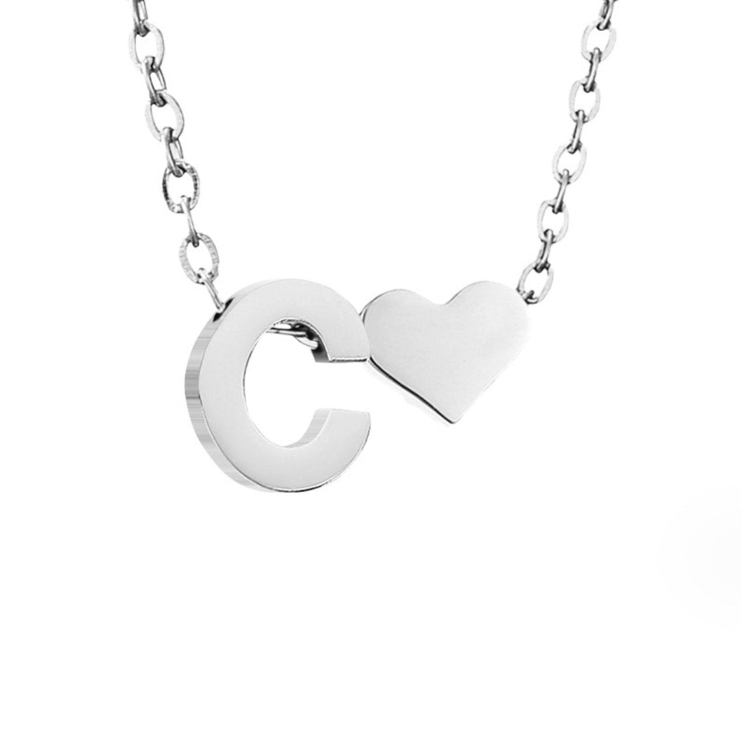 Collier classique avec initiales et pendentif cœur