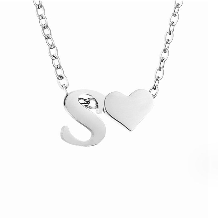 Collier classique avec initiales et pendentif cœur