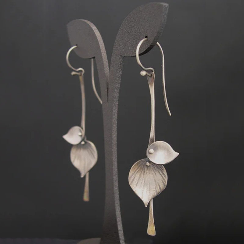 Boucles d'oreilles en argent vintage en forme de feuille