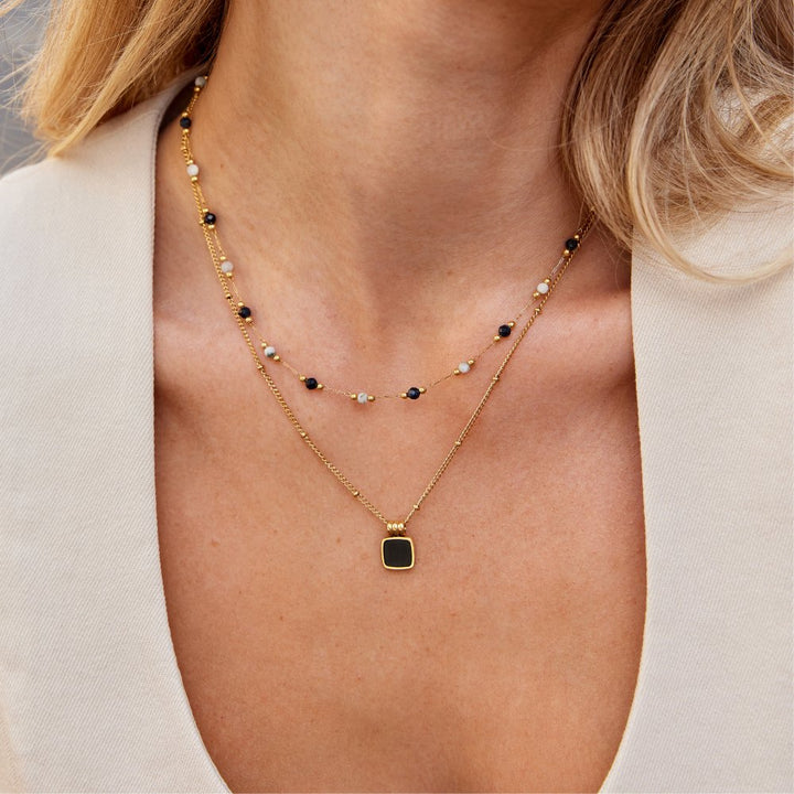 Collier Multi-Couches avec Gemmes