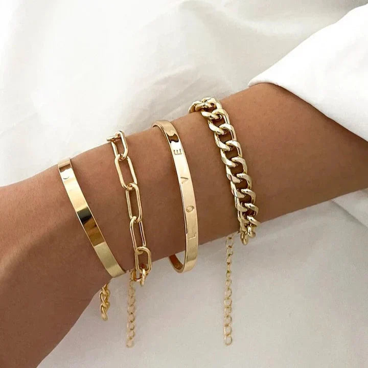 "Bracelet Élan Mercer en Or Blanc" could be rewritten as "Bracelet Mercer Élan en Or Blanc".