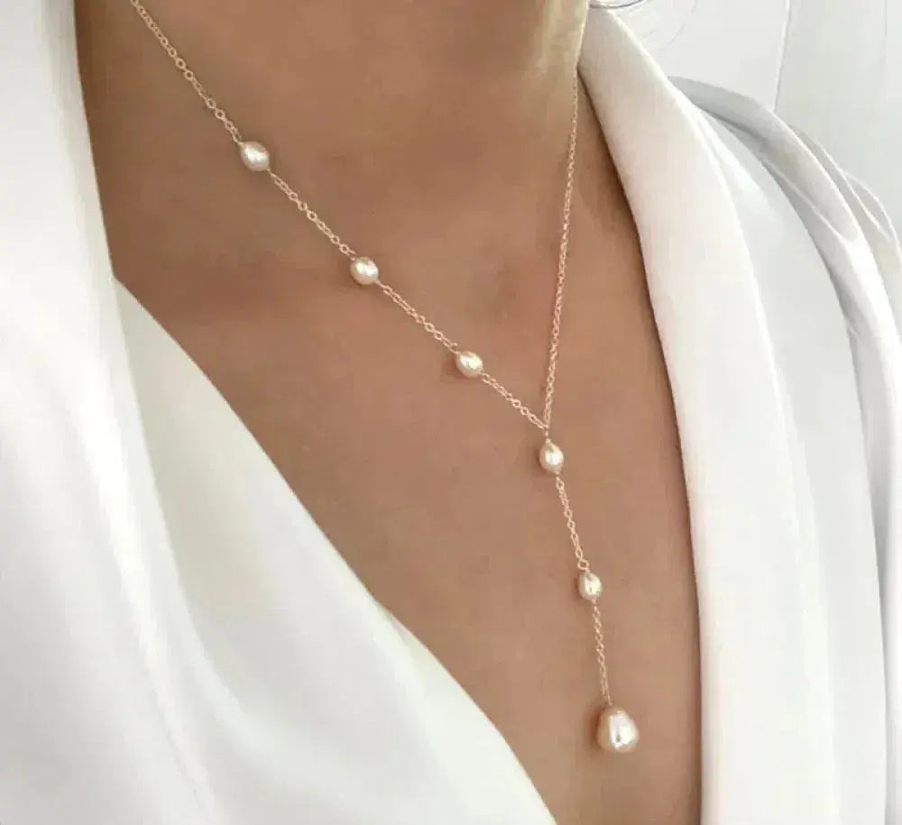 Collier vintage chic avec pendentif et perles